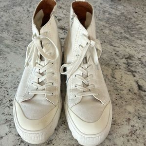LUCKY brand tennis shoe